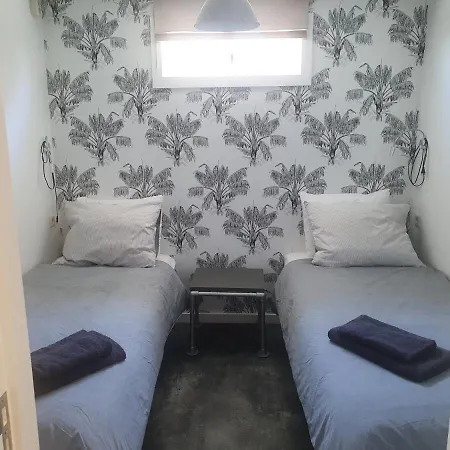Holiday home Geestmerambacht, Nieuw Vrijstaande Sfeervol En Landelijk Gelegen Vakantiewoning *