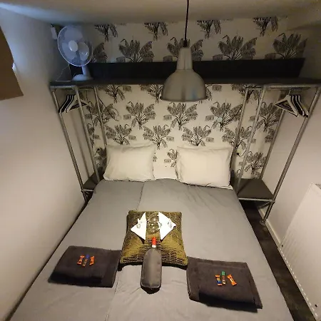 Holiday home Geestmerambacht, Nieuw Vrijstaande Sfeervol En Landelijk Gelegen Vakantiewoning *