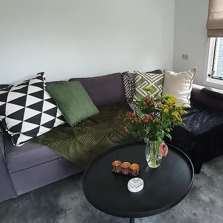 Holiday home Geestmerambacht, Nieuw Vrijstaande Sfeervol En Landelijk Gelegen Vakantiewoning